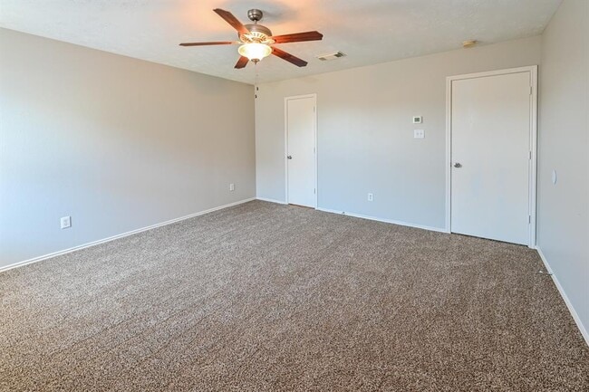 Building Photo - 21202 Grand Linden Ct
