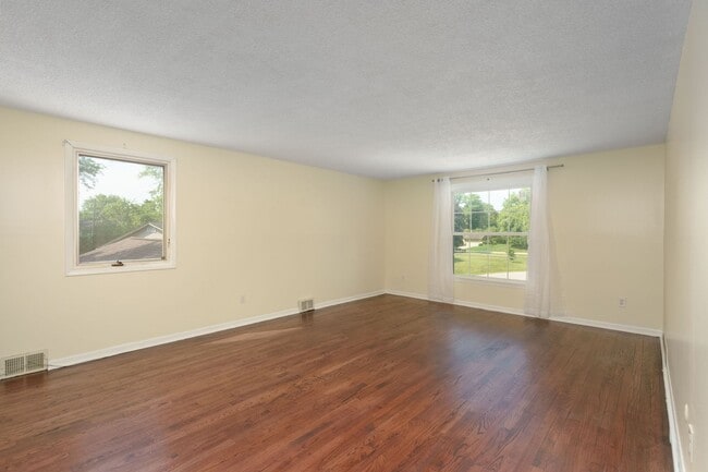 Building Photo - 2377 Williamstown Ct