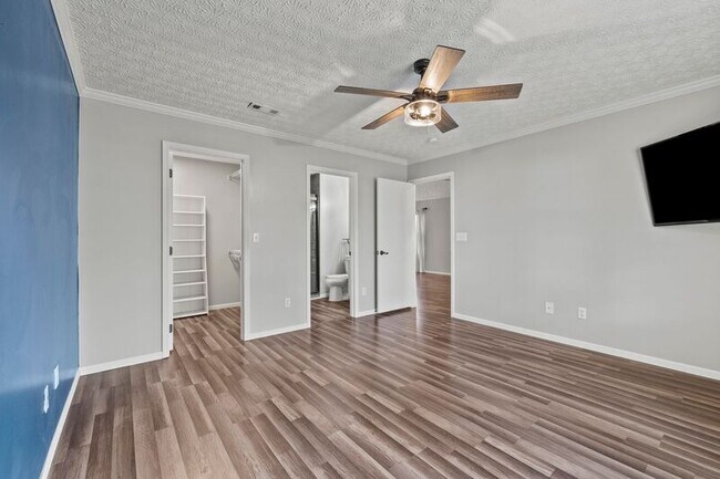 Building Photo - 1522 Sargas St