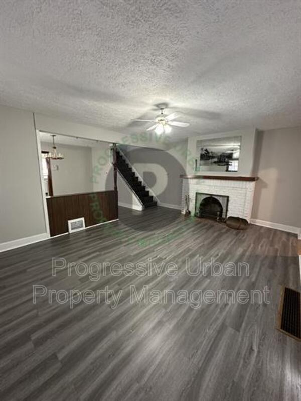 Building Photo - 1082 Hillstone Rd