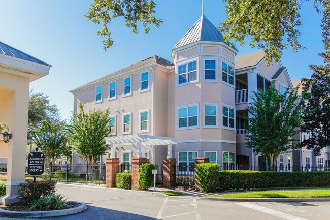 Building Photo - Metrowest Condo at The Hamptons, Orlando