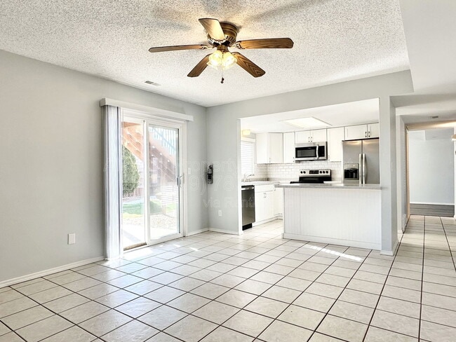 Building Photo - 3465 Kirkwood Dr