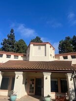 Building Photo - 501 Palisades Dr