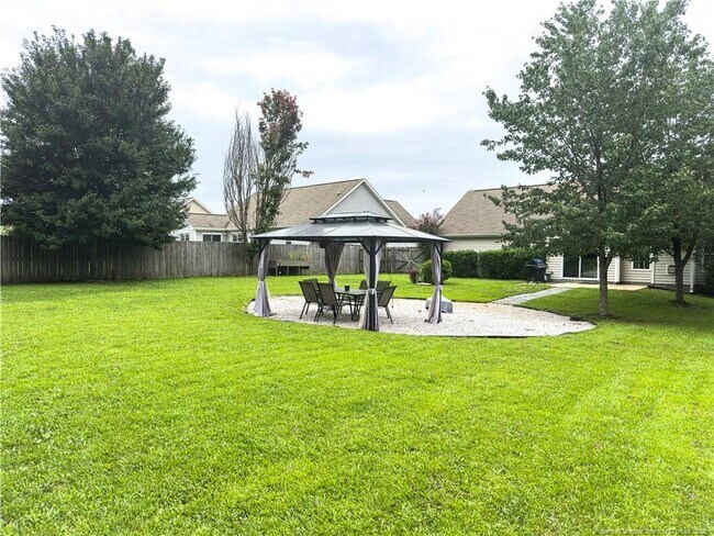 Building Photo - 290 Strike Eagle Dr