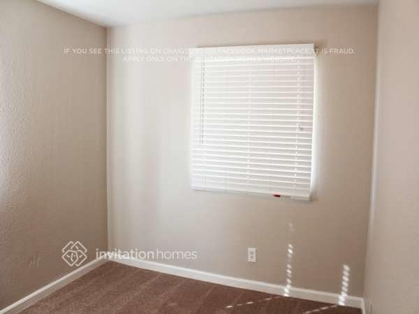 Building Photo - 13298 Lackland Dr