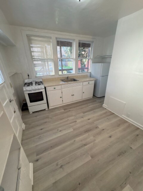 Building Photo - 1623 Grant St