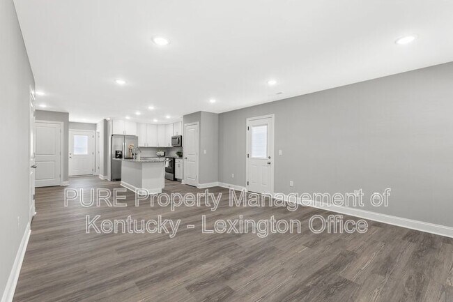 Building Photo - 1048 Judah Bear Blvd