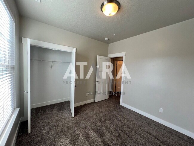 Building Photo - 14488 S Selvig Way