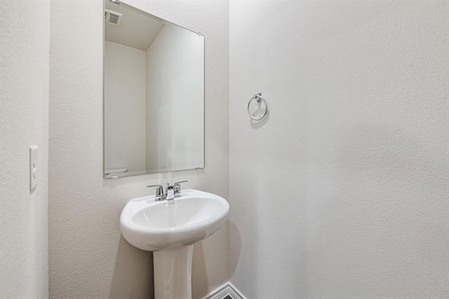 Building Photo - 2167 Serenity Ln