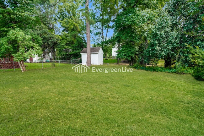 Building Photo - 108 Gales River Rd