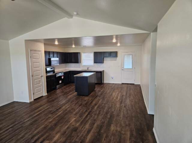 Building Photo - 10501 Admire St