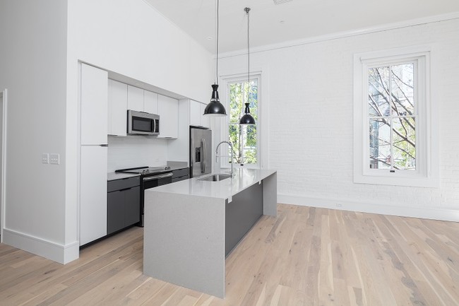 Floorplan - Auction House Apartments
