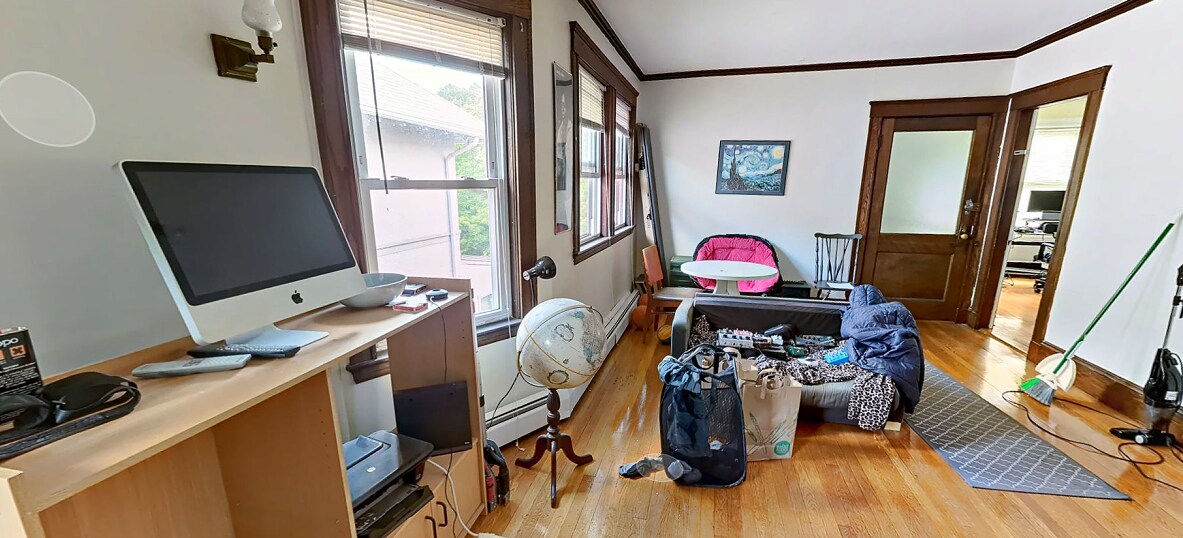 Building Photo - 785 Washington St