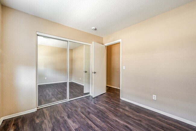 Building Photo - 15029 W Calavar Rd