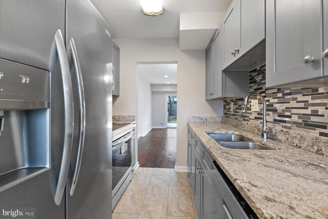 Building Photo - 759 Palmer Dr