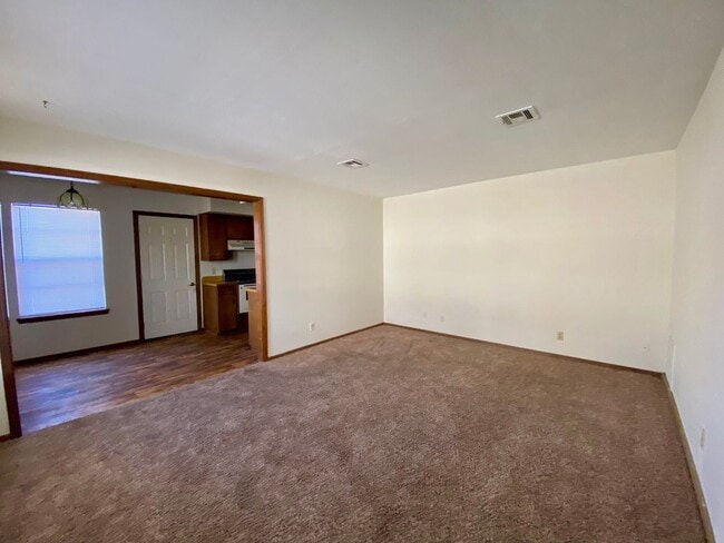 Building Photo - Welcome home!