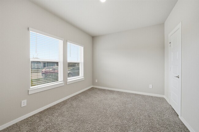 Building Photo - 28922 Yulee Mill Dr