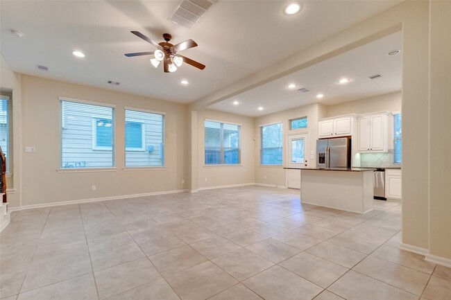 Building Photo - 220 Cheswood Forest Dr