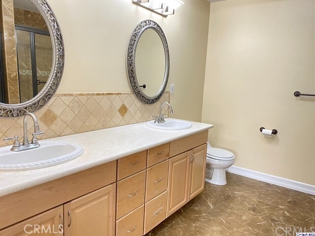 Building Photo - 414 E Valencia Ave