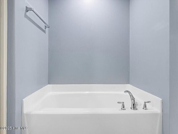 Building Photo - Build Equity While Leasing - Lease and Own...