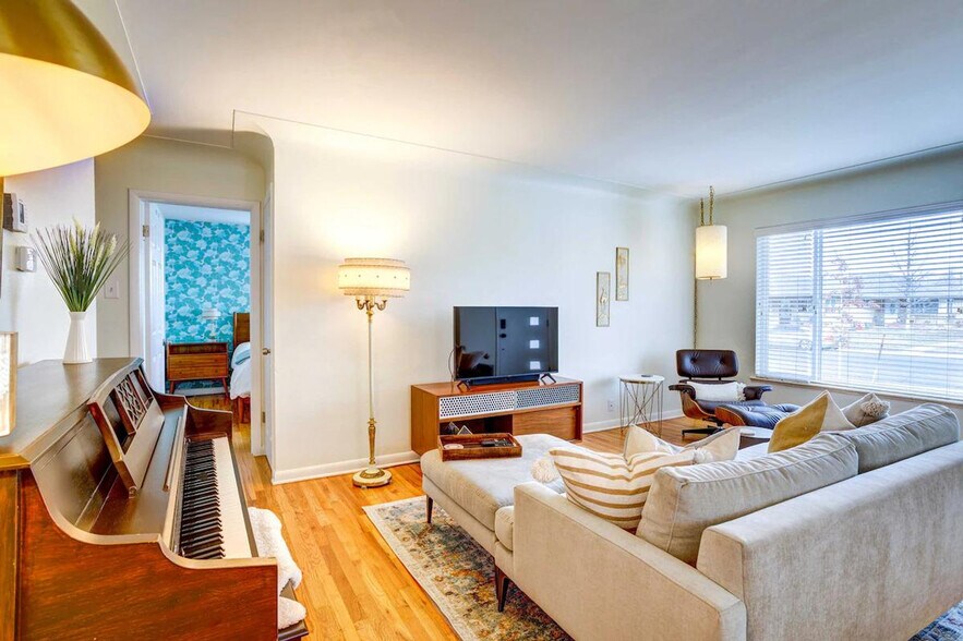 Building Photo - 3233 Ivy St