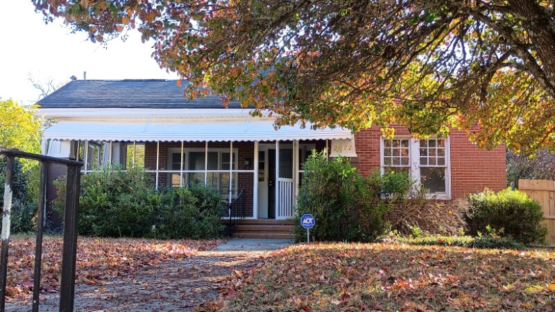 Primary Photo - 2672 Cherry Ave