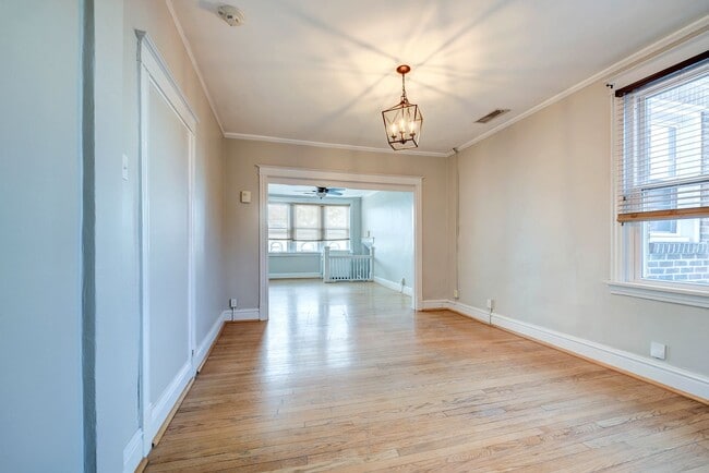 Building Photo - RARE OPPORTUNITY 1,200 SF ± Apartment in T...