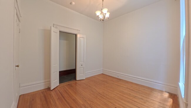 Building Photo - 1818 Webster-