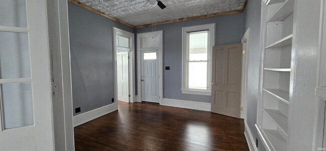 Building Photo - 9750 S Packerton Rd