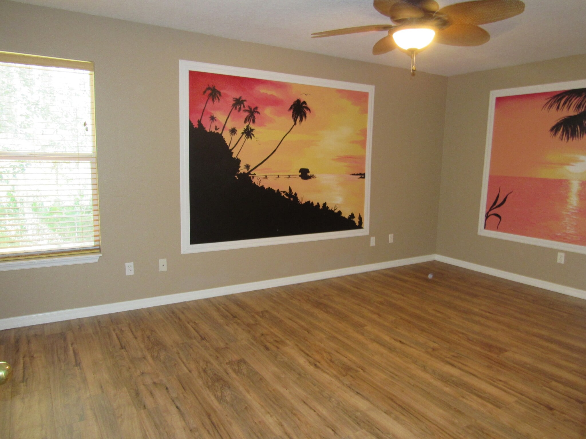 Primary suite - 828 S Duss St