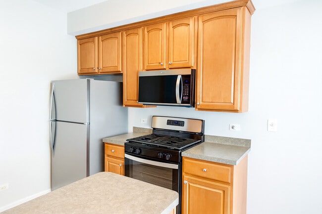 Building Photo - 3174 Bromley Ln