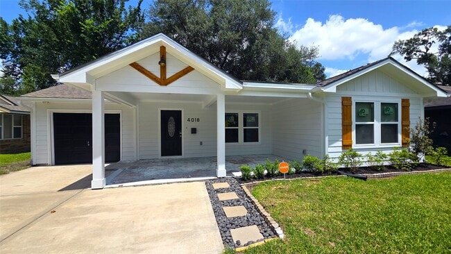 Building Photo - 4018 Woodfox St