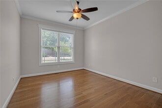 Building Photo - 137 Crawford Lake Dr