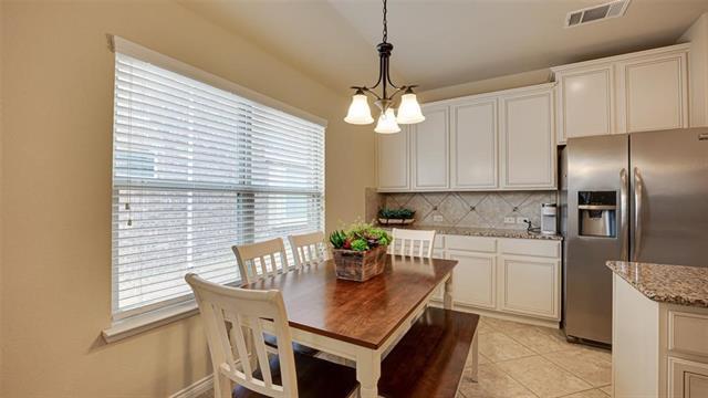 Building Photo - 104 Pebblecreek Dr