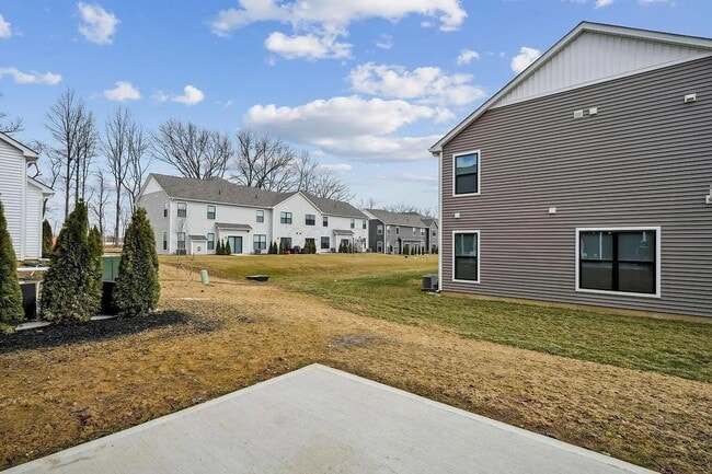 Building Photo - 6351 Azile Wy
