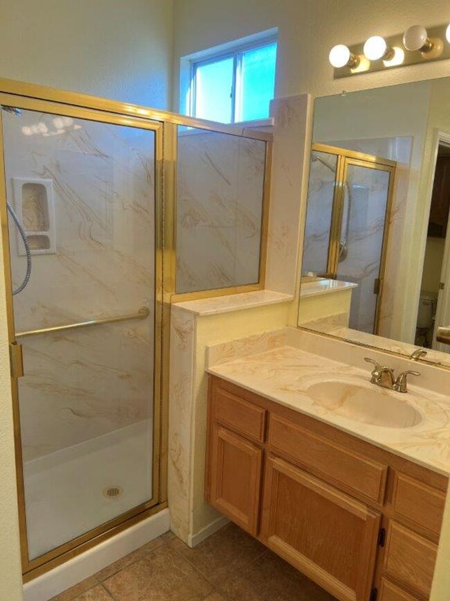 Building Photo - Exclusive Diamond Grove Gated Senior Commu...