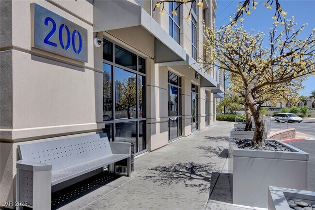 Building Photo - 200 W Sahara Ave