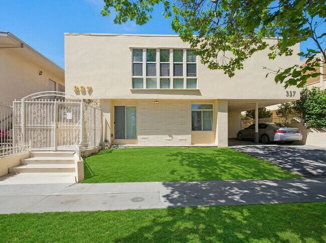 Building Photo - 337 Rexford Dr