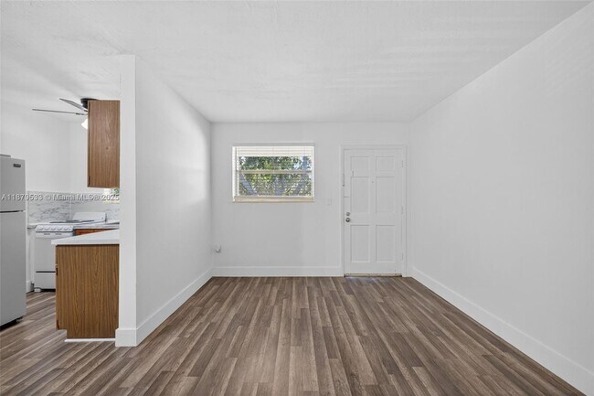 Building Photo - 7130 W 11th Ct