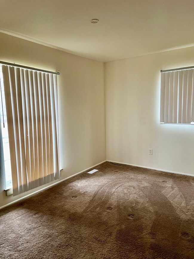 Building Photo - 3514 Spruce St