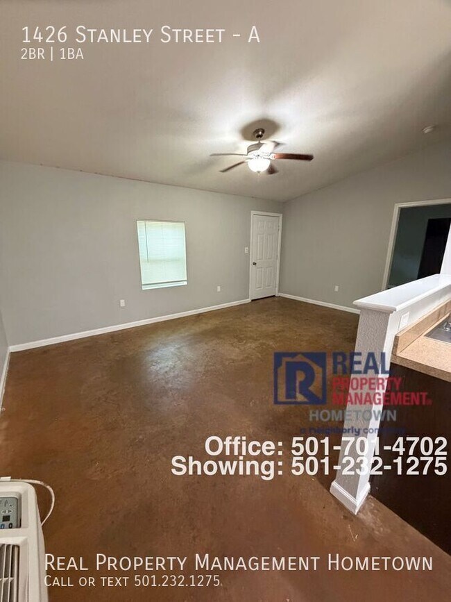 Building Photo - 1426 Stanley St