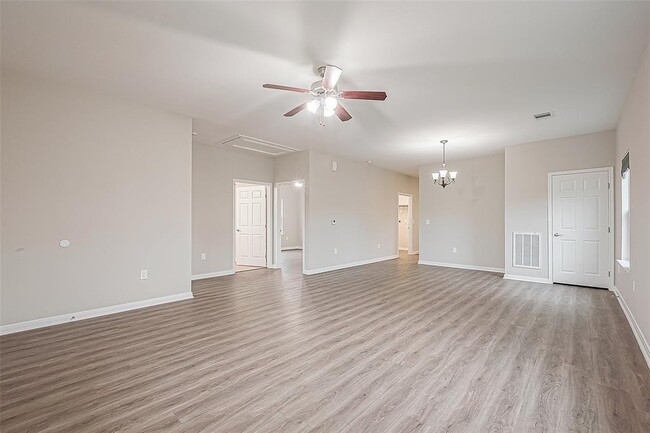 Building Photo - 4813 Palisade Dr