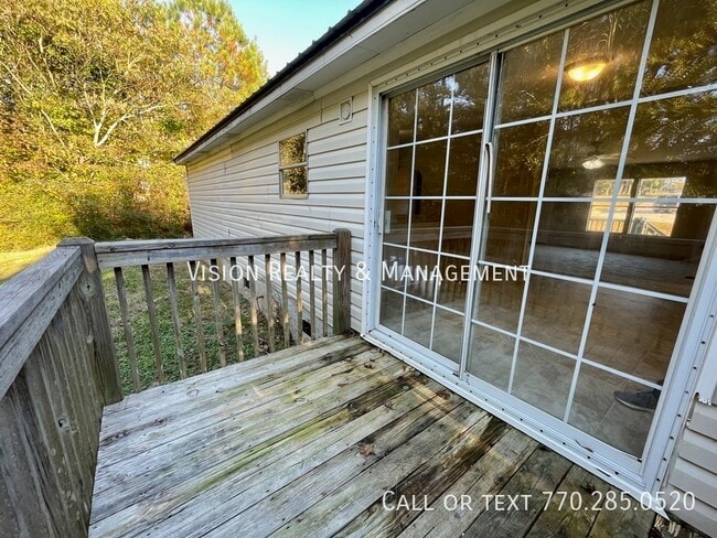 Building Photo - 25 Watercrest Ln