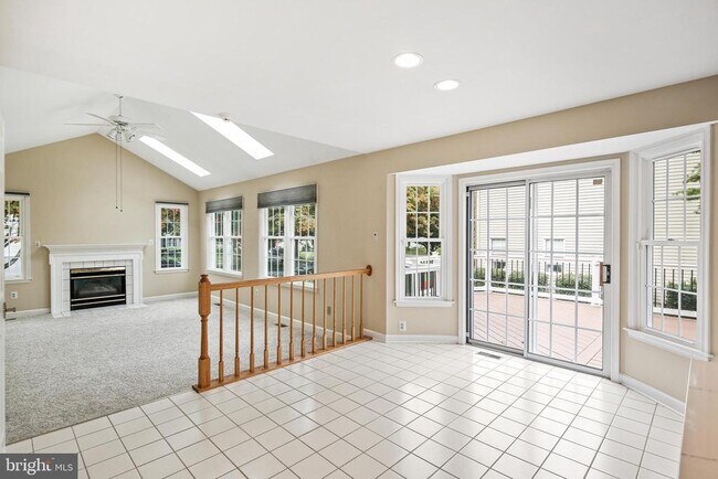 Building Photo - 3109 Nestling Pne Ct