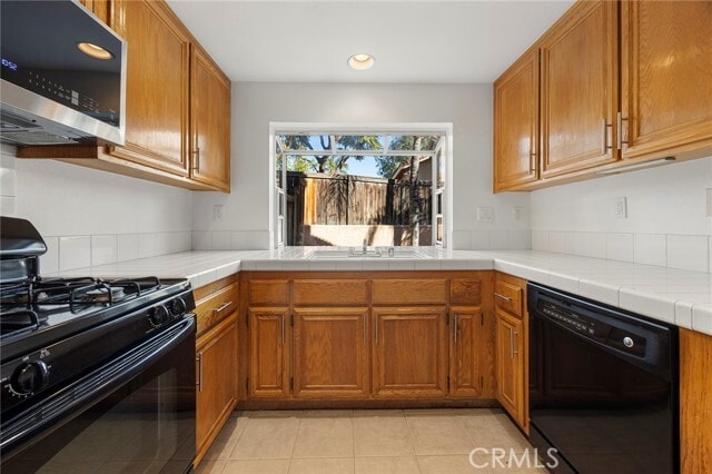 Building Photo - 2211 Ascot St