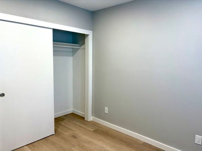 Building Photo - 1204 Willow St