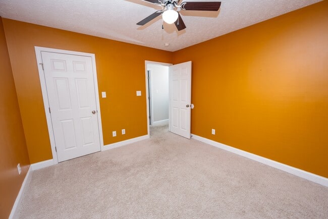 Building Photo - 202 Croatan Woods Dr