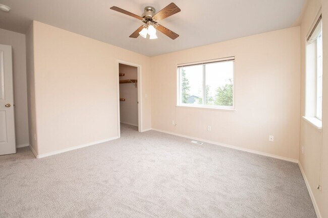 Building Photo - 5423 Cape Seville Dr