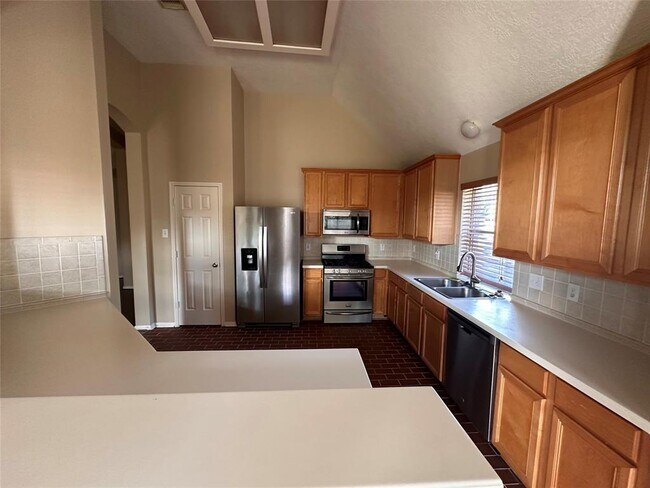 Building Photo - 3734 Paigewood Dr