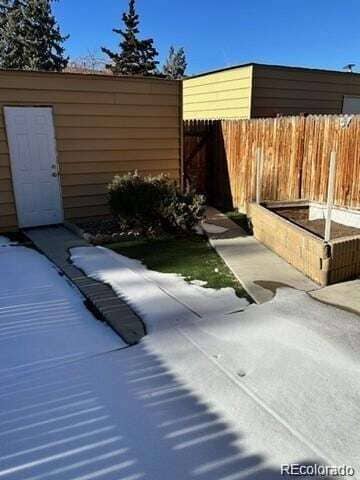 Building Photo - 1253 S Troy St